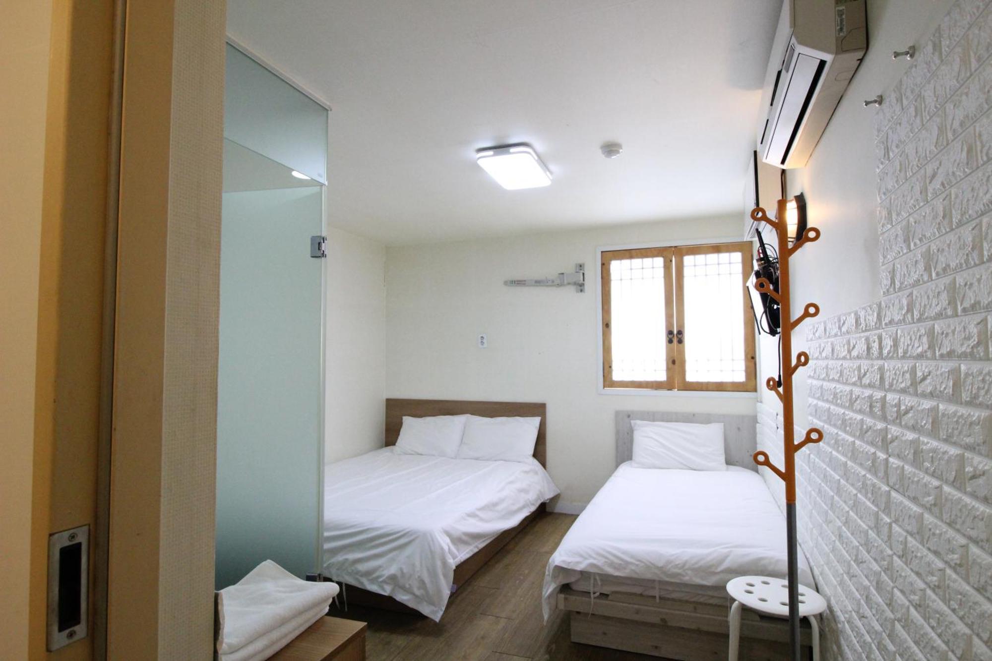 Hotel Golden Park Myeongdong Seoul Exterior photo